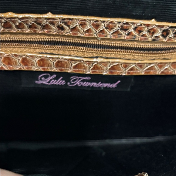 Lulu Townsend Elegant Brown Snakeskin Clutch - Picture 6 of 9
